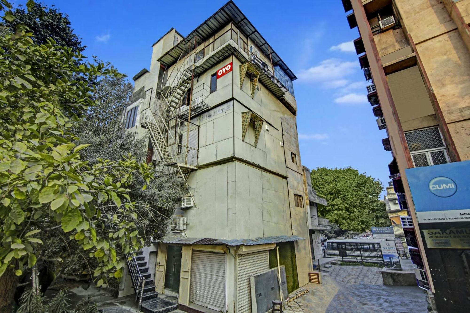 Hotel O Happiness Near Tdi Mall 3*